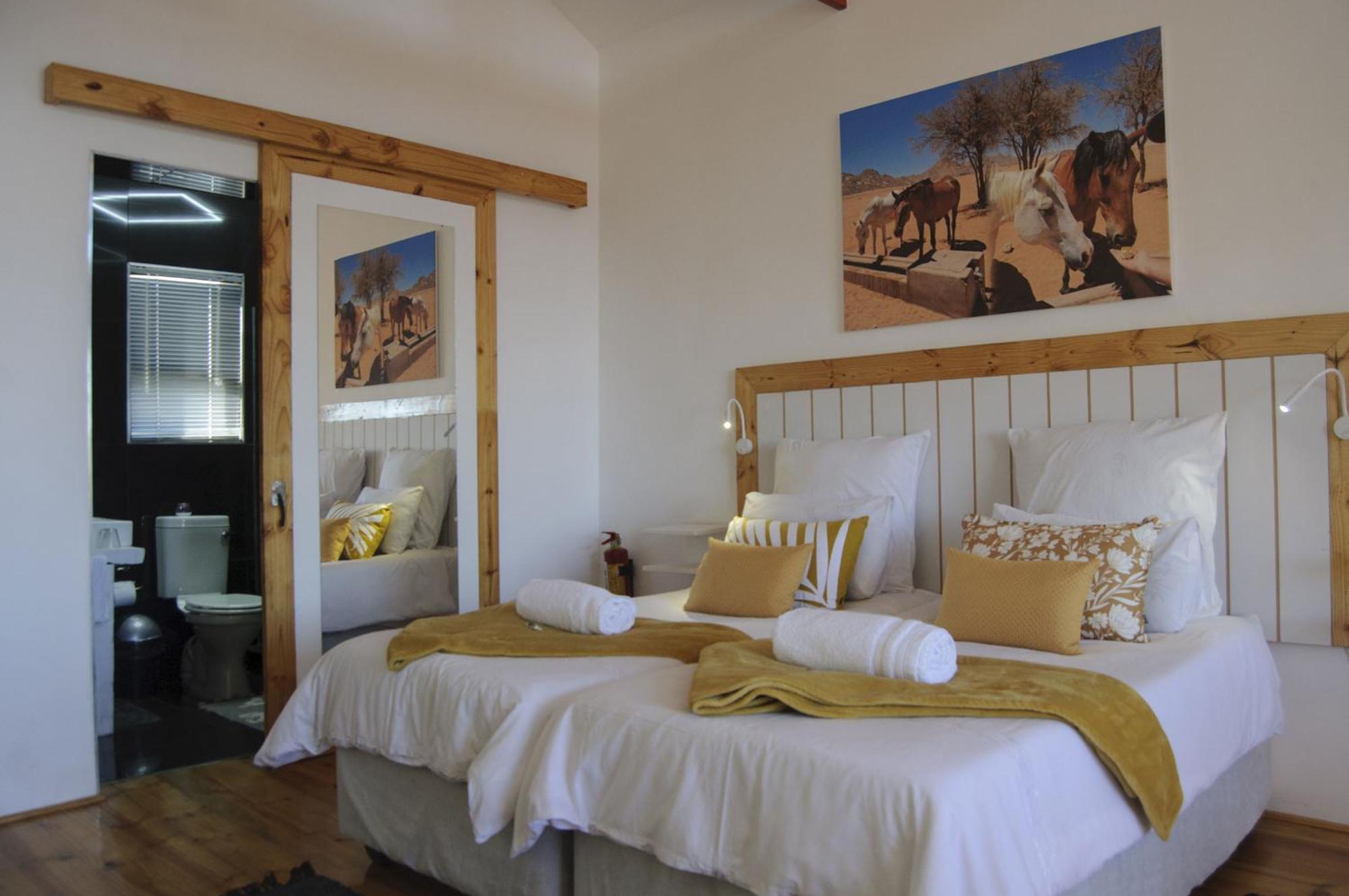 Wildhorses B&B And Self Catering 뤼데리츠 외부 사진