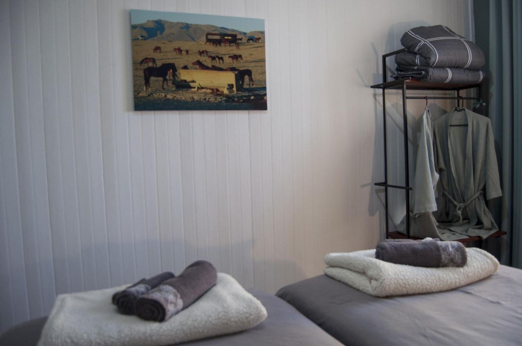 Wildhorses B&B And Self Catering 뤼데리츠 외부 사진